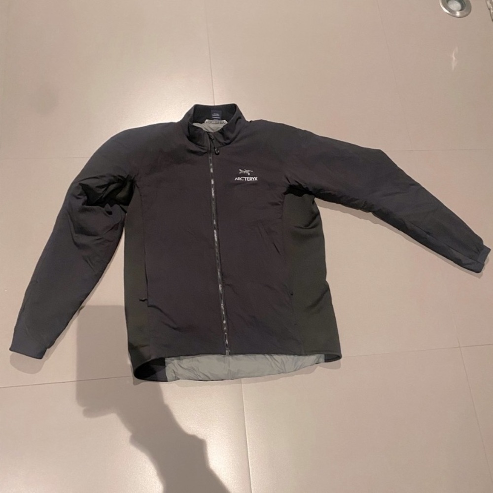 Arc’teryx Atom LT. Men’s Large